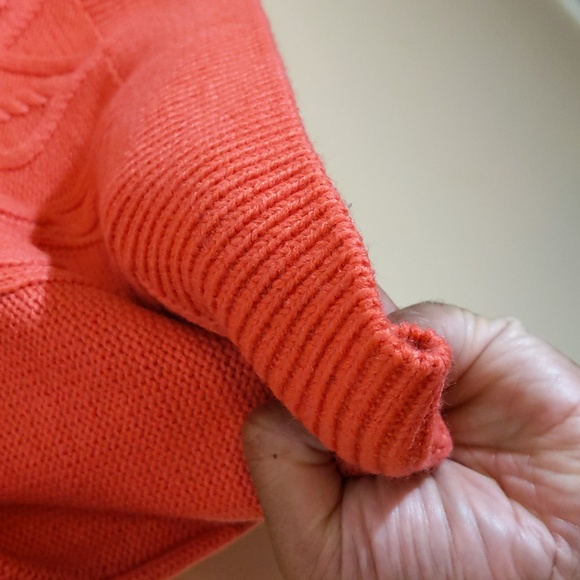 Joe Fresh|NWT Cumberland Red Knitted Crew Neck Sweater With Pattern Acrylic - Picture 4 of 15